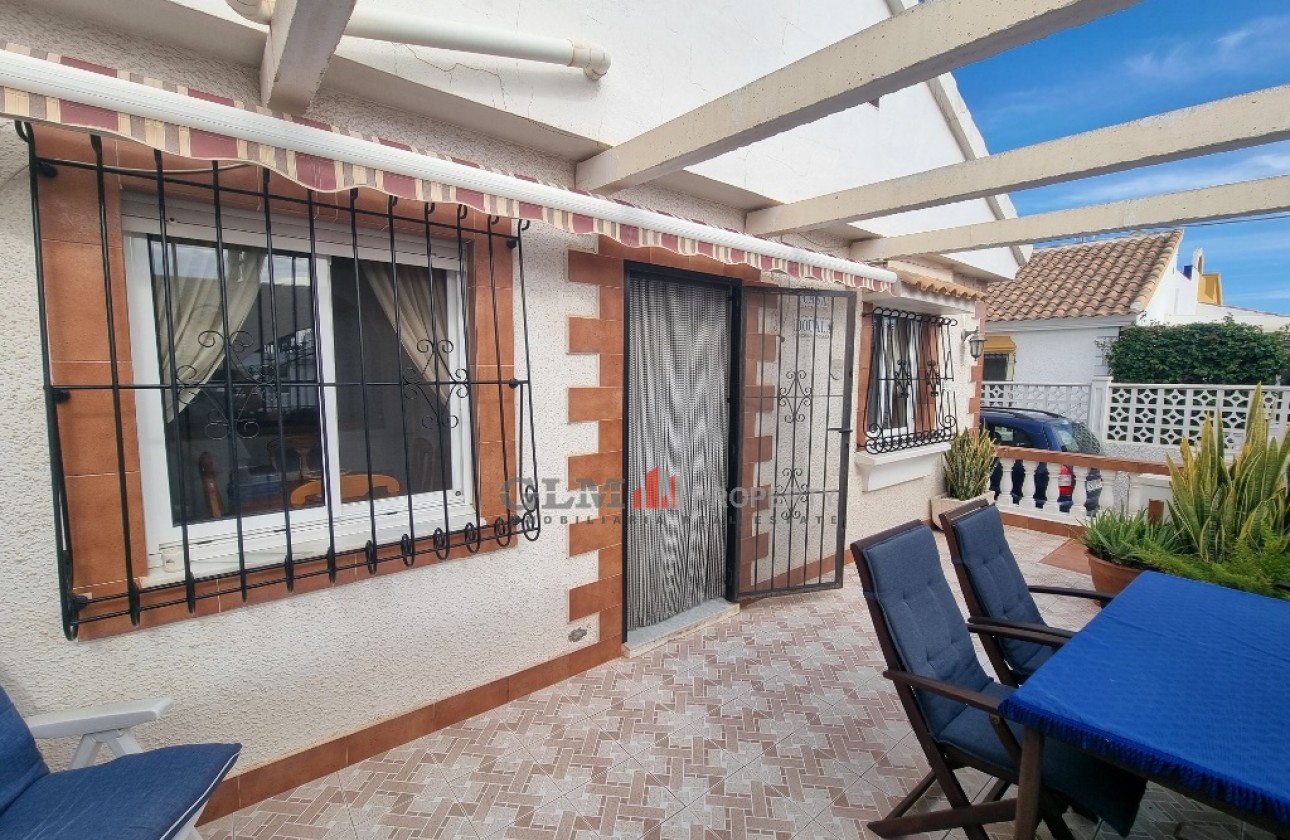 Återförsäljning -  - LOS NAREJOS - Oasis