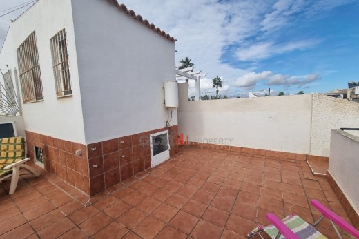 Återförsäljning -  - LOS NAREJOS - Oasis