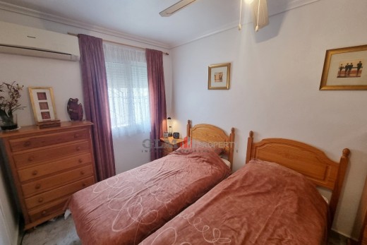 Återförsäljning -  - LOS NAREJOS - Oasis