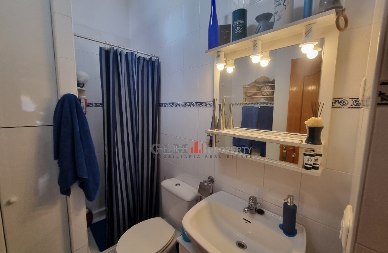 Återförsäljning -  - LOS NAREJOS - Oasis