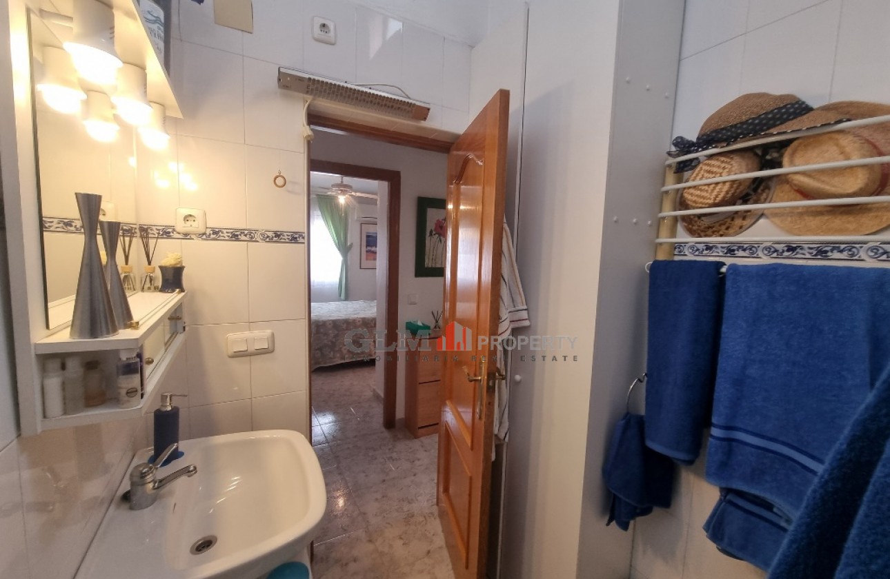 Återförsäljning -  - LOS NAREJOS - Oasis