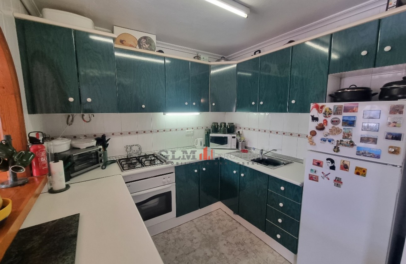 Återförsäljning -  - LOS NAREJOS - Oasis