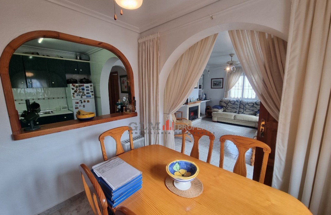 Återförsäljning -  - LOS NAREJOS - Oasis