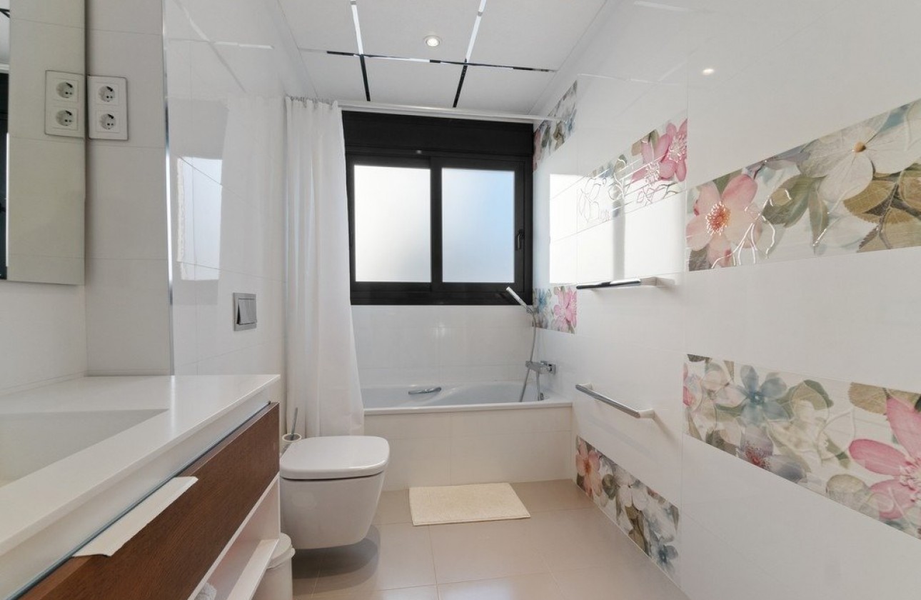 Återförsäljning -  - Orihuela Costa - Agua Marina