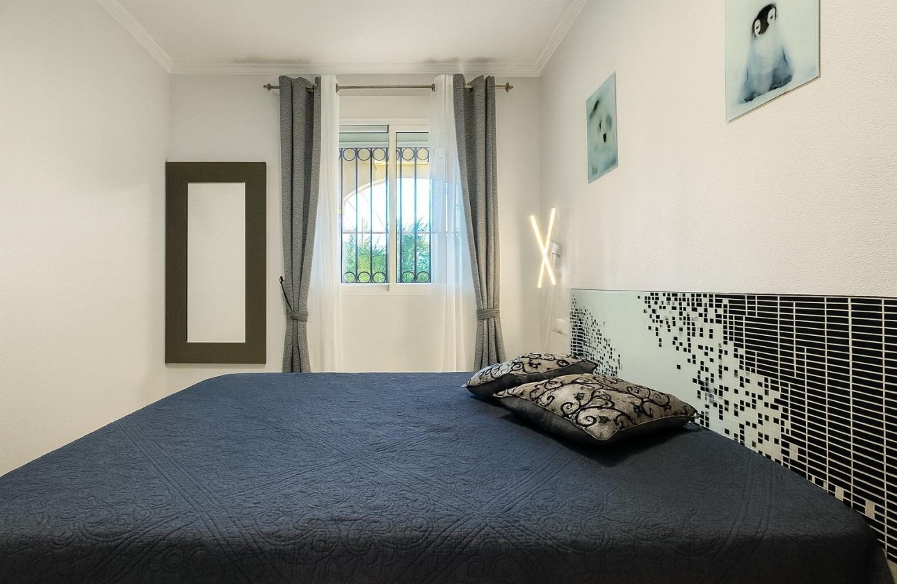 Reventa - Apartamento - Orihuela Costa - Altos de Campoamor