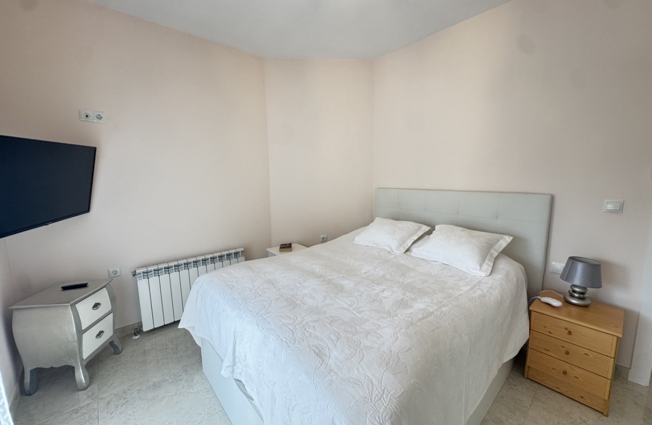 Resale - Villa - Villamartin