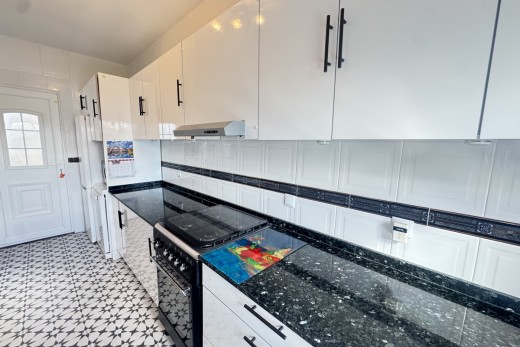 Resale - Villa - Villamartin