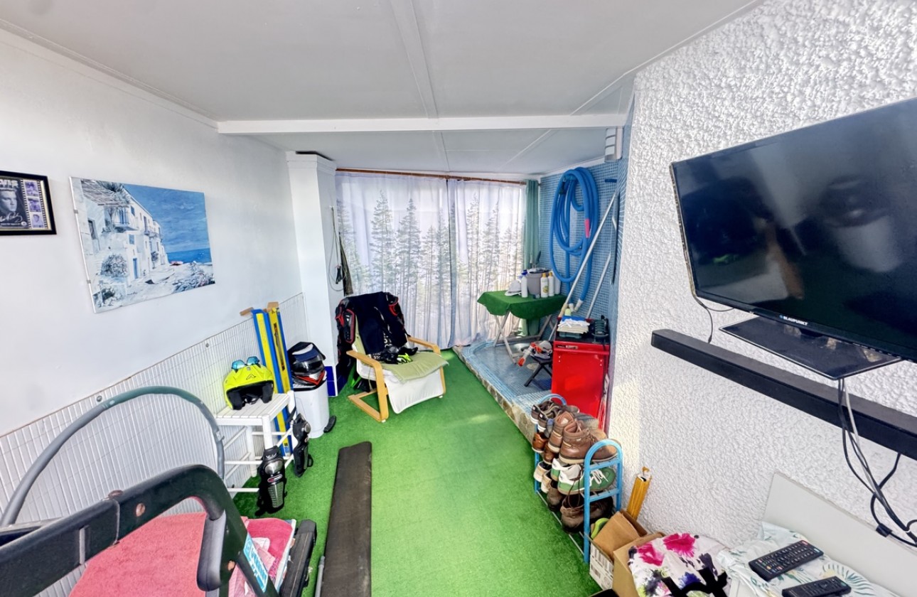 Resale - Villa - Villamartin