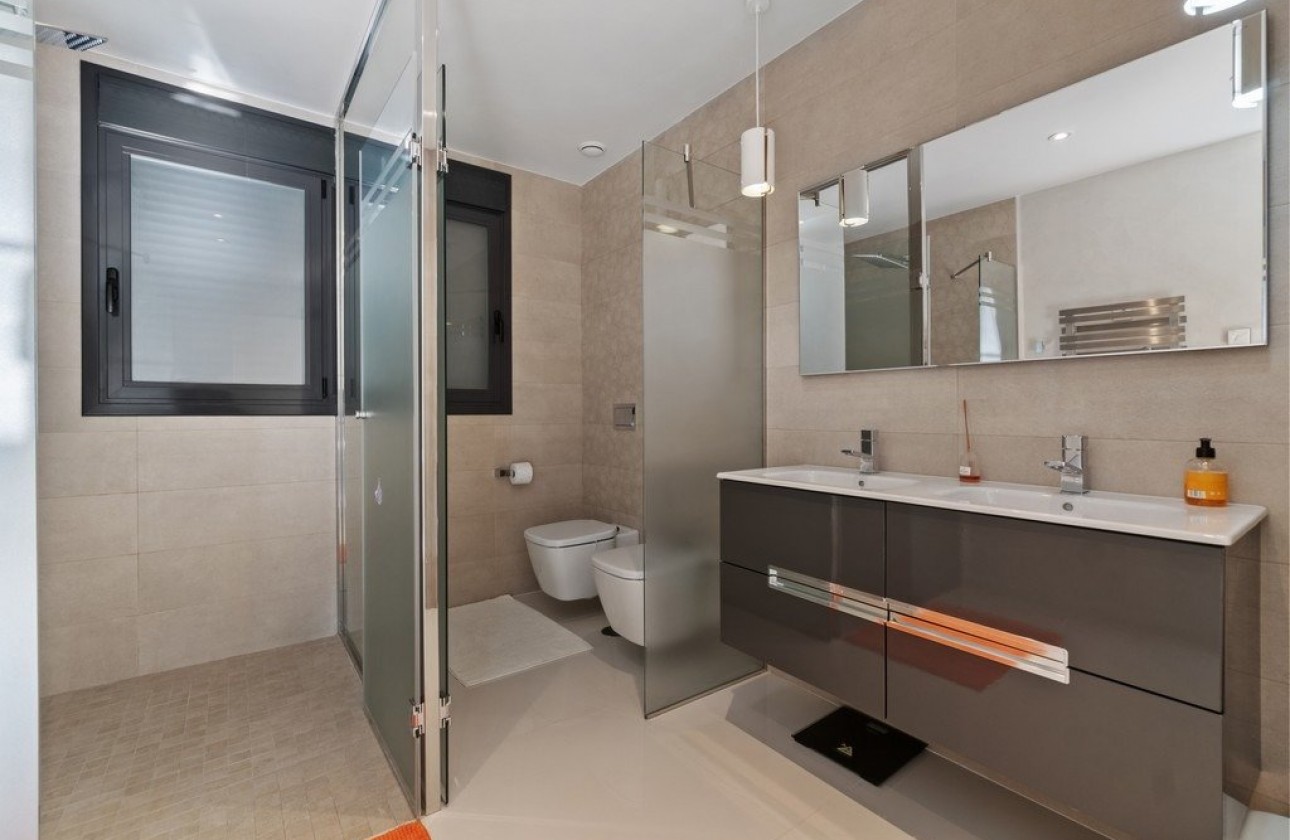 Återförsäljning -  - Orihuela Costa - Agua Marina