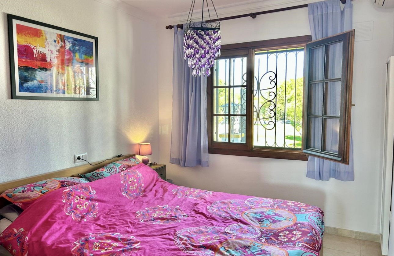 Resale - Apartment Ground Floor Apartment - Villamartin