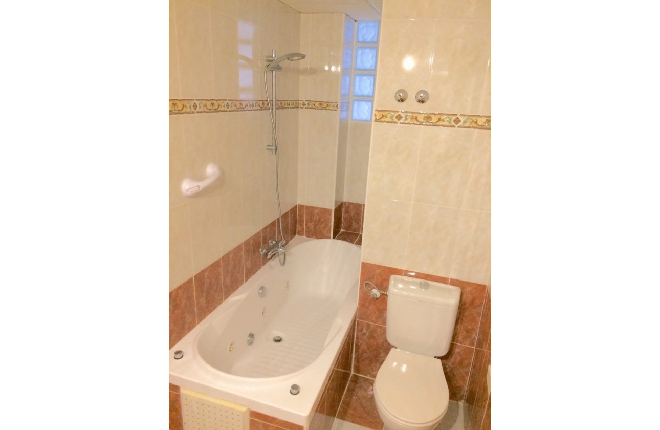 Resale - Town House - Play Flamenca