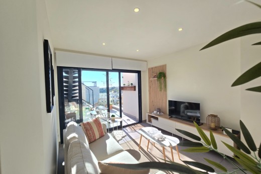 Återförsäljning - Apartment / Flat * - Orihuela Costa - Villamartín *