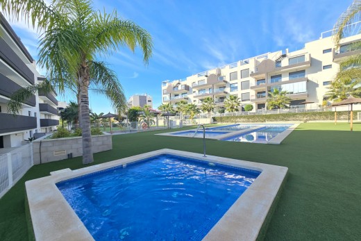 Återförsäljning - Apartment / Flat * - Orihuela Costa - Villamartín *