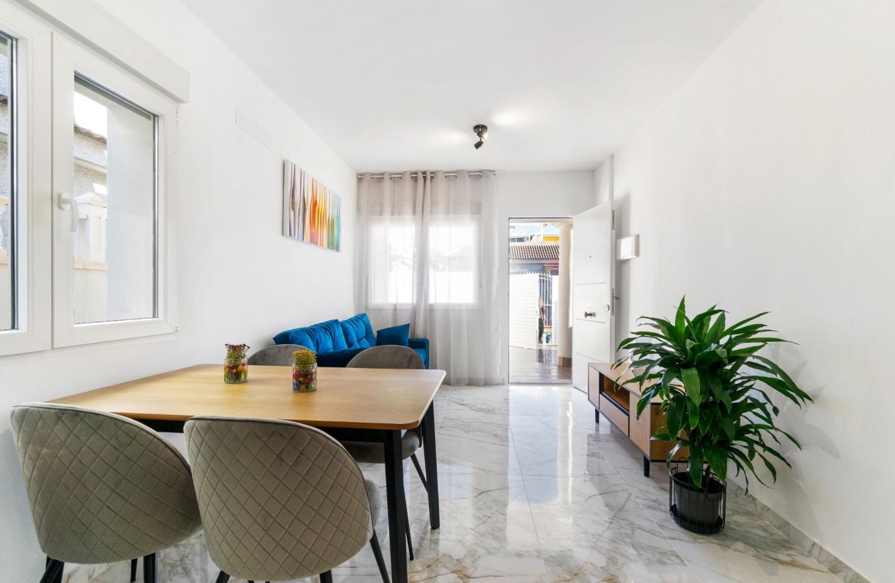 Reventa - Chalet - Torrevieja - El chaparral