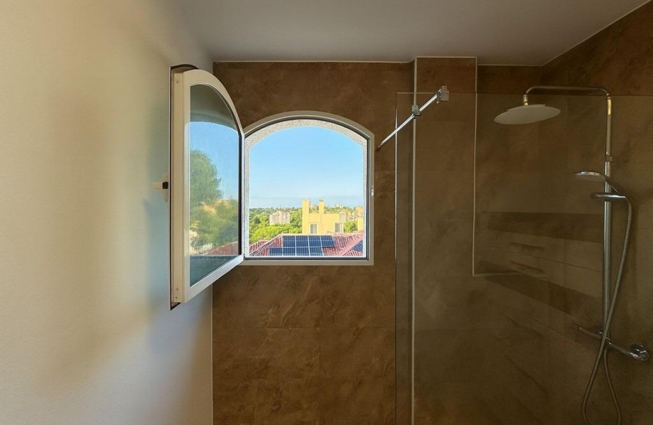 Återförsäljning - Terraced house - Orihuela Costa - Aguamarina