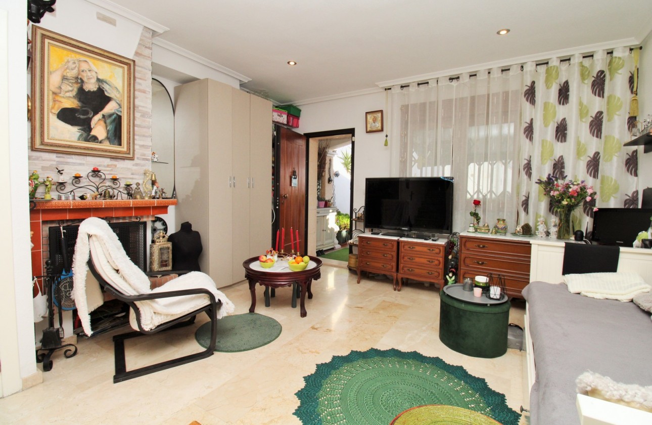 Återförsäljning -  - Villamartin - PAU 8