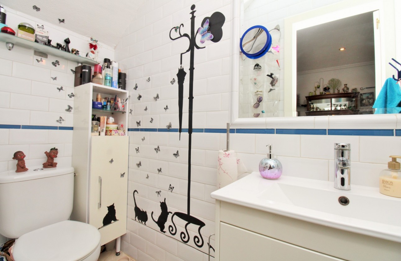 Återförsäljning -  - Villamartin - PAU 8