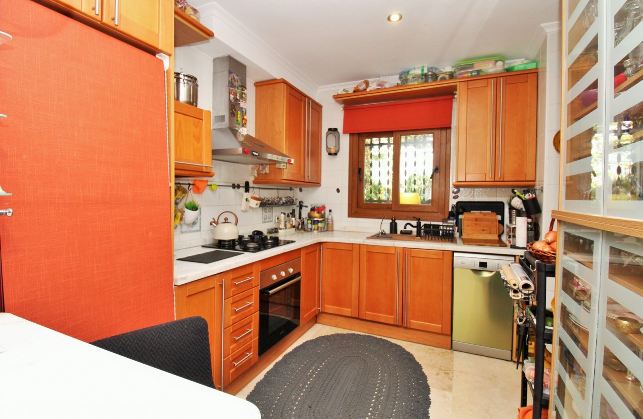 Återförsäljning -  - Villamartin - PAU 8