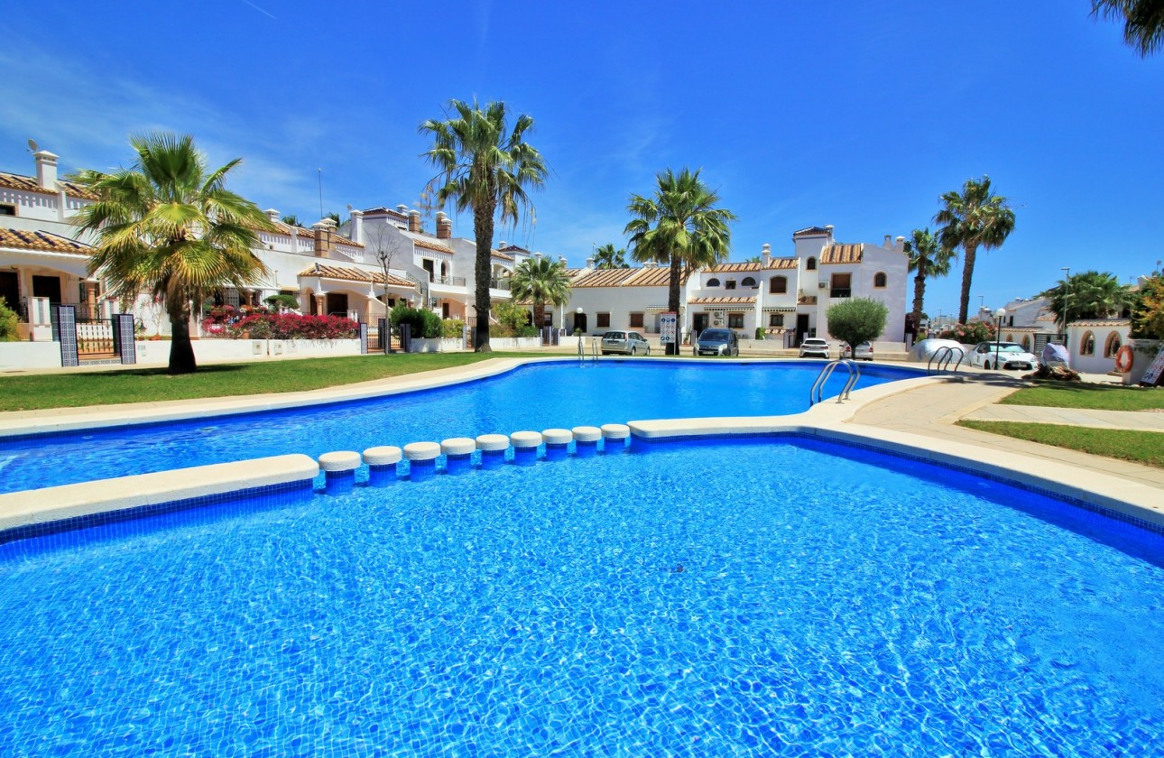 Återförsäljning -  - Villamartin - PAU 8