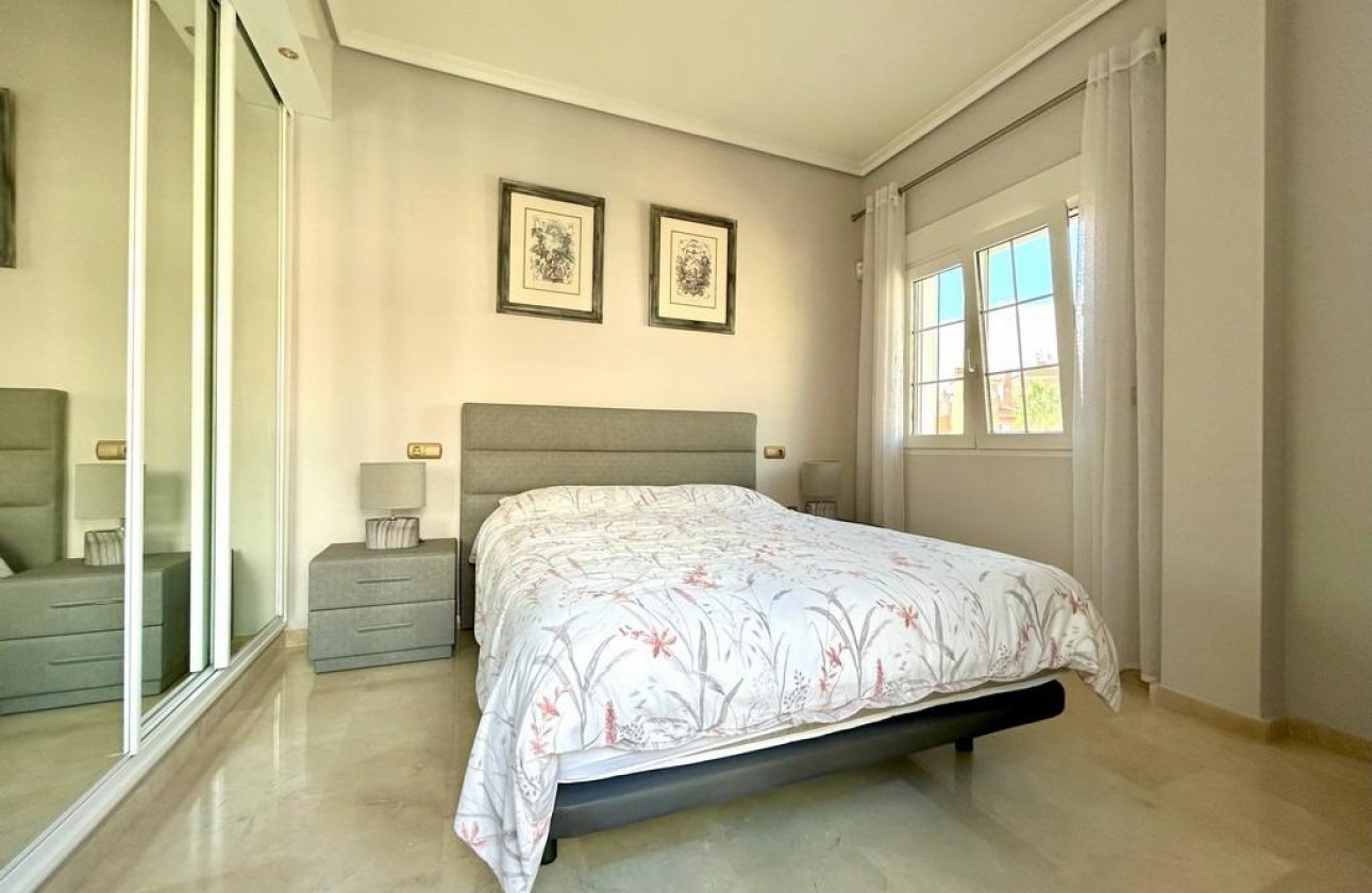 Reventa - Atico - Orihuela Costa - Aguamarina