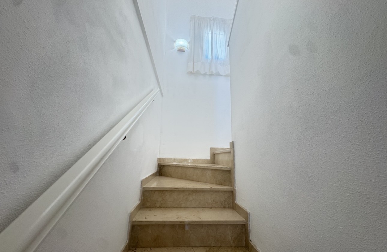 Resale - Villa - Las Ramblas Golf