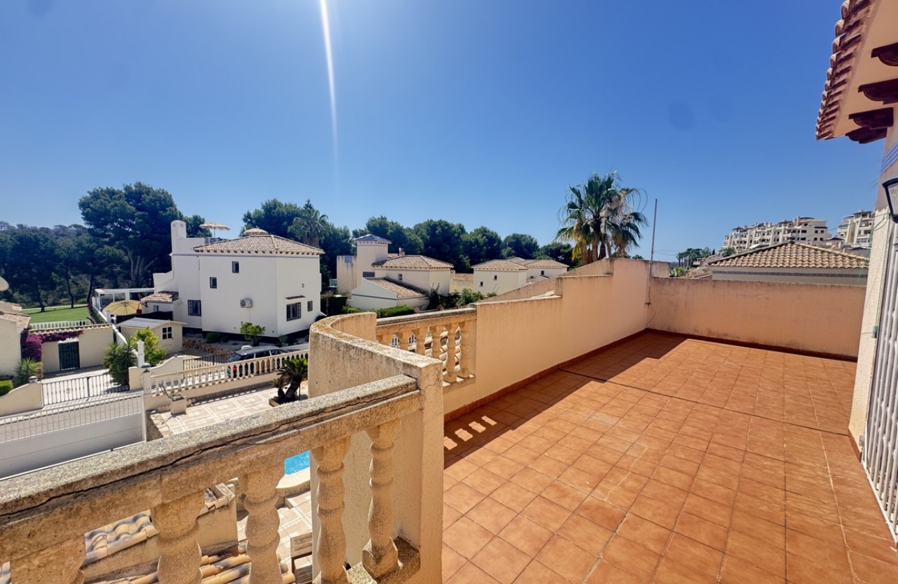Resale - Villa - Las Ramblas Golf