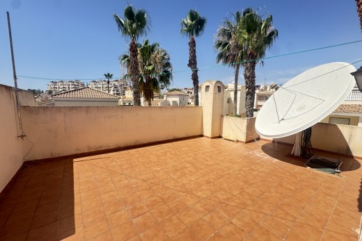 Resale - Villa - Las Ramblas Golf