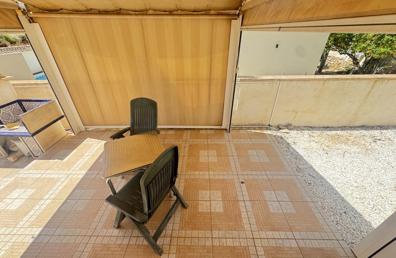 Resale - Villa - Las Ramblas Golf