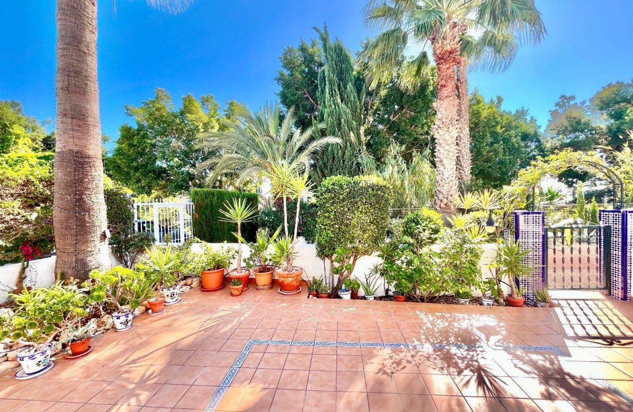 Reventa - Apartamento - Villamartin - PAU 8