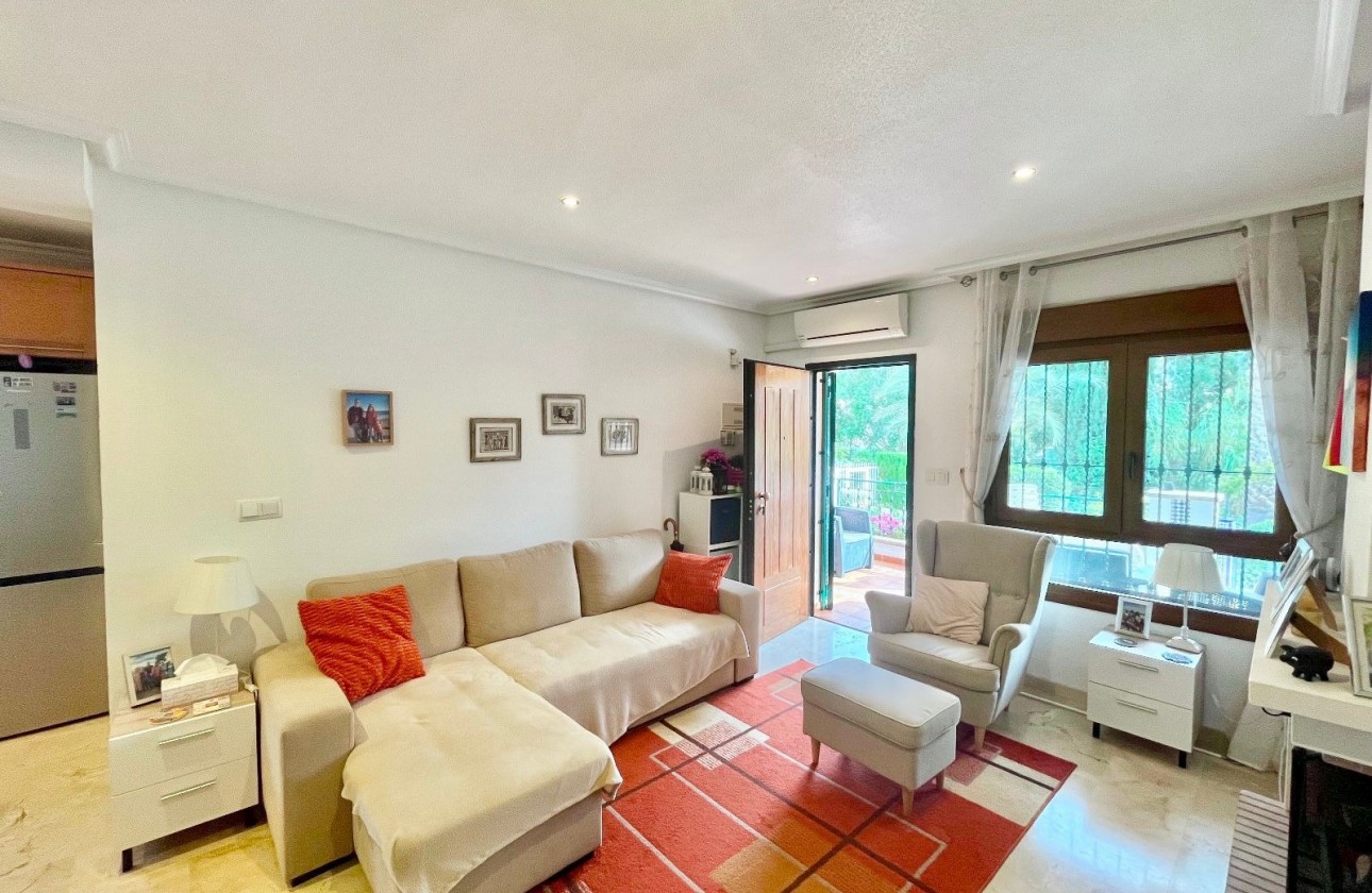 Reventa - Apartamento - Villamartin - PAU 8