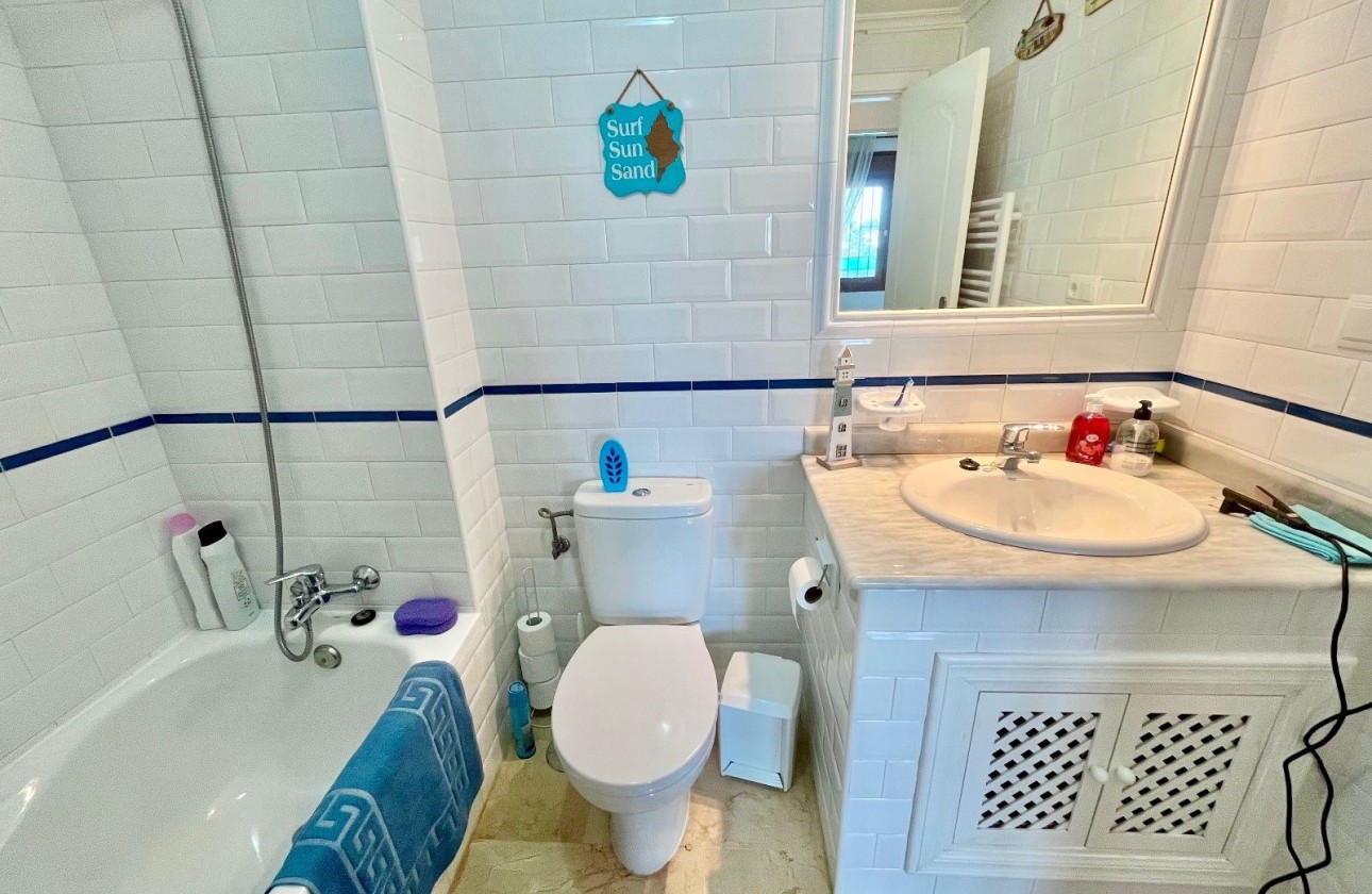 Reventa - Apartamento - Villamartin - PAU 8