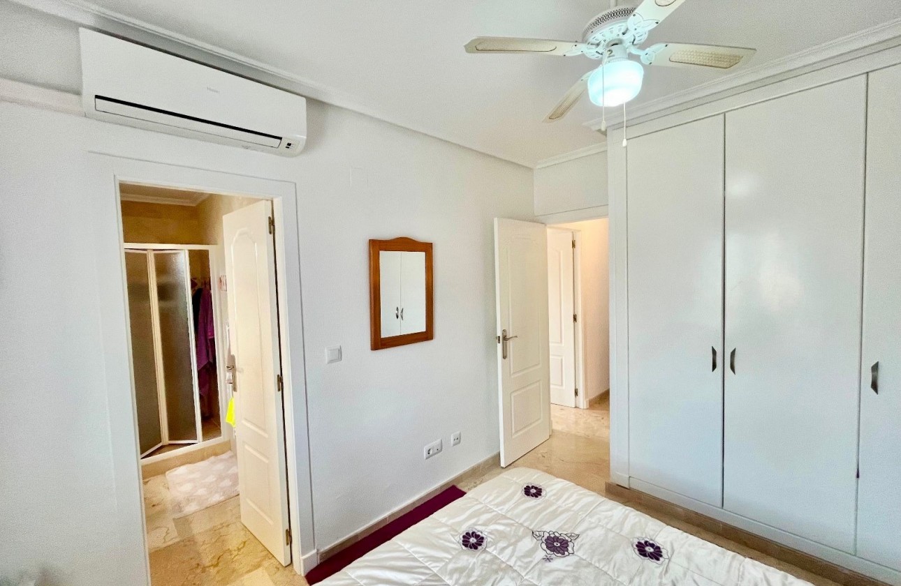 Reventa - Apartamento - Villamartin - PAU 8