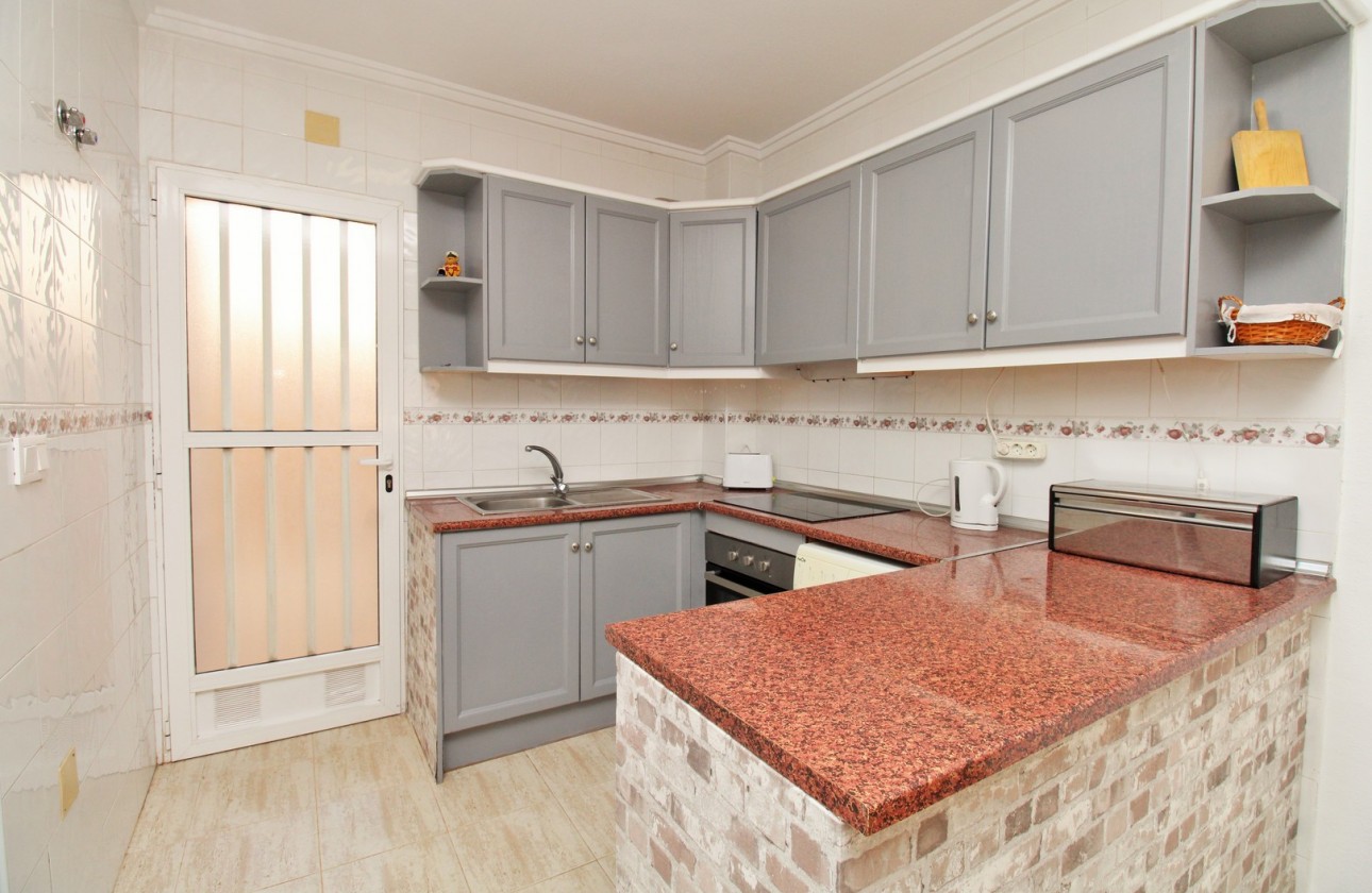 Resale - Apartment - Villamartin