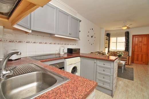 Resale - Apartment - Villamartin