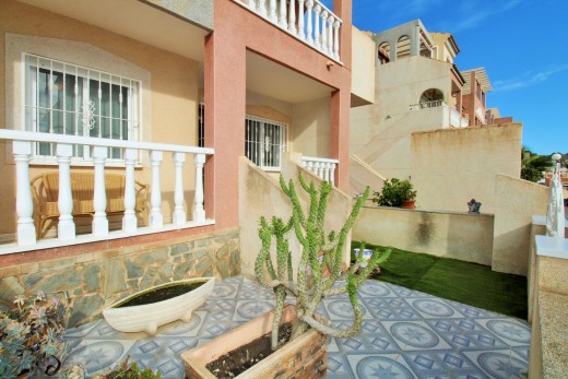 Resale - Apartment - Villamartin