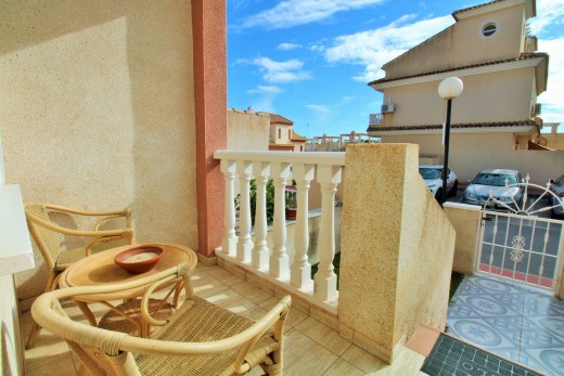 Resale - Apartment - Villamartin