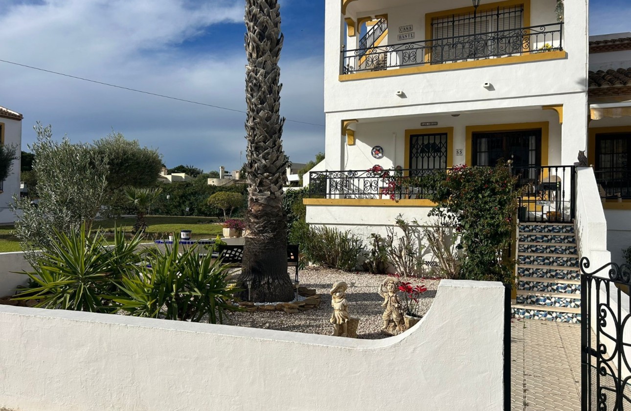 Återförsäljning - Apartment Ground Floor Apartment - Villamartin