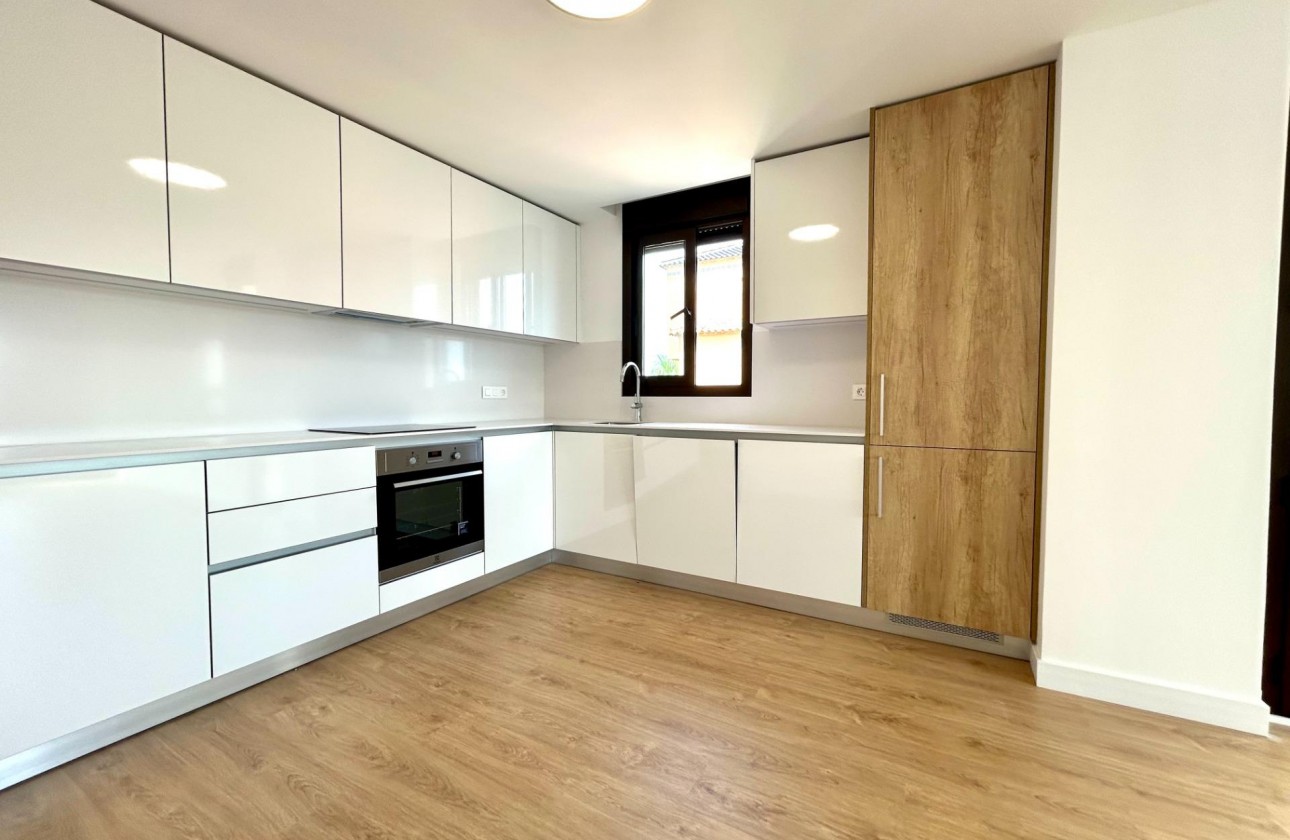 Återförsäljning -  - Orihuela Costa - PAU 8