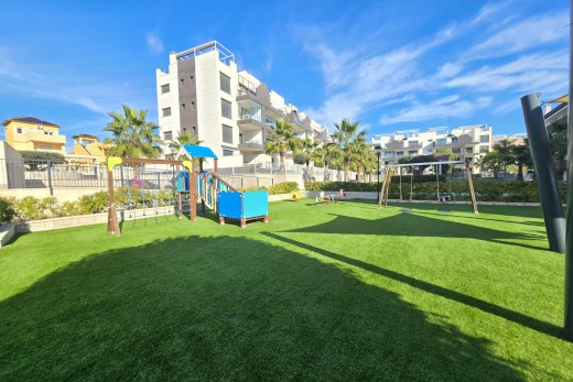 Återförsäljning - Apartment / Flat * - Orihuela Costa - Villamartín *