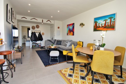 Reventa - Apartamento - Villamartin