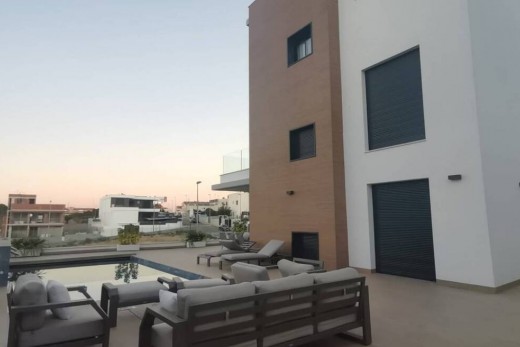 Återförsäljning -  - Campoamor