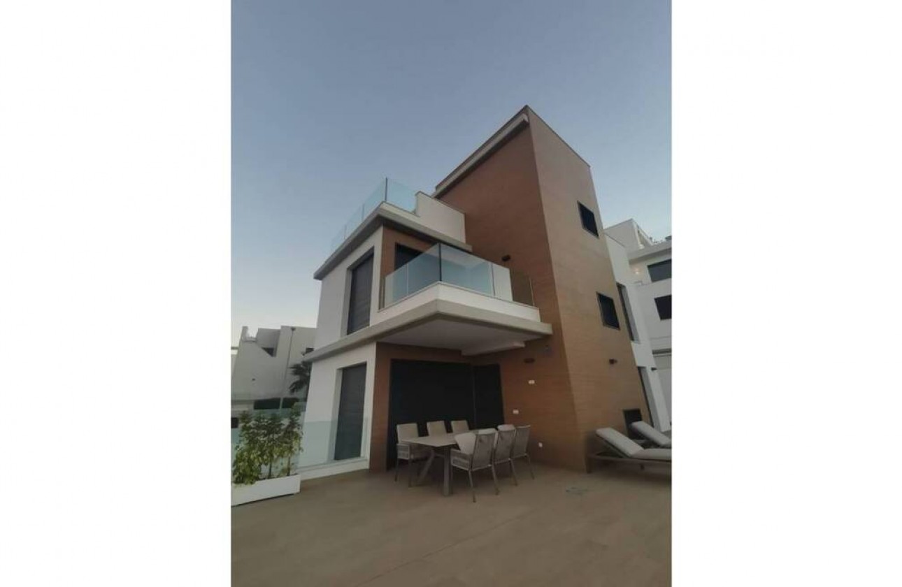 Återförsäljning -  - Campoamor