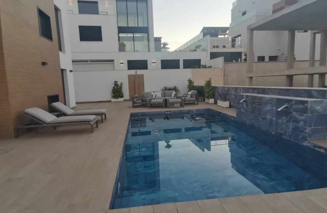 Återförsäljning -  - Campoamor