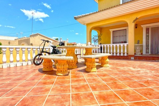 Återförsäljning - Detached Villa - Torrevieja - Los Balcones - Los Altos del Edén