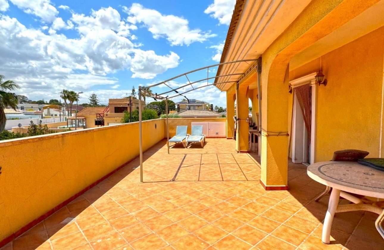 Återförsäljning - Detached Villa - Torrevieja - Los Balcones - Los Altos del Edén