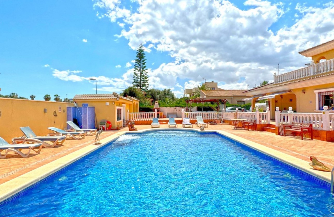 Återförsäljning - Detached Villa - Torrevieja - Los Balcones - Los Altos del Edén