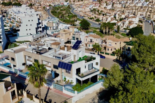 Återförsäljning - Detached Villa - Orihuela Costa - Villamartín