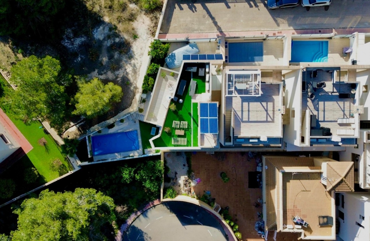 Återförsäljning - Detached Villa - Orihuela Costa - Villamartín