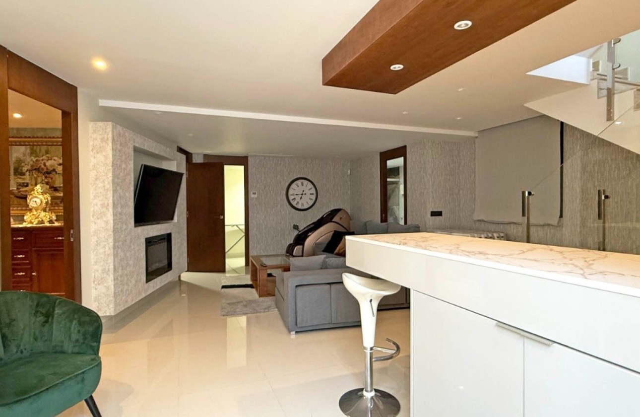 Återförsäljning - Detached Villa - Orihuela Costa - Villamartín