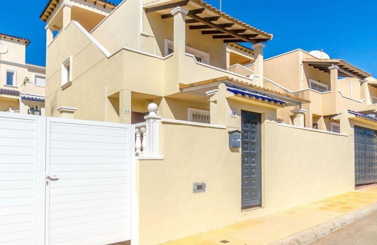 Återförsäljning - Detached Villa - Orihuela Costa - Villamartín